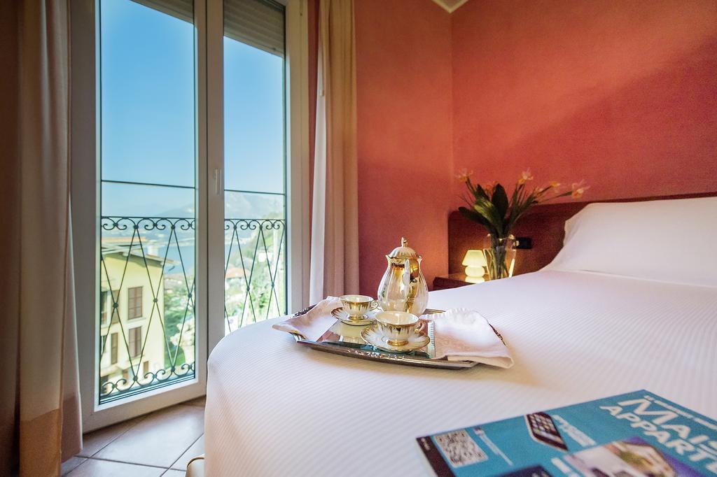 Hotel San Gerolamo فيركوراجو المظهر الخارجي الصورة